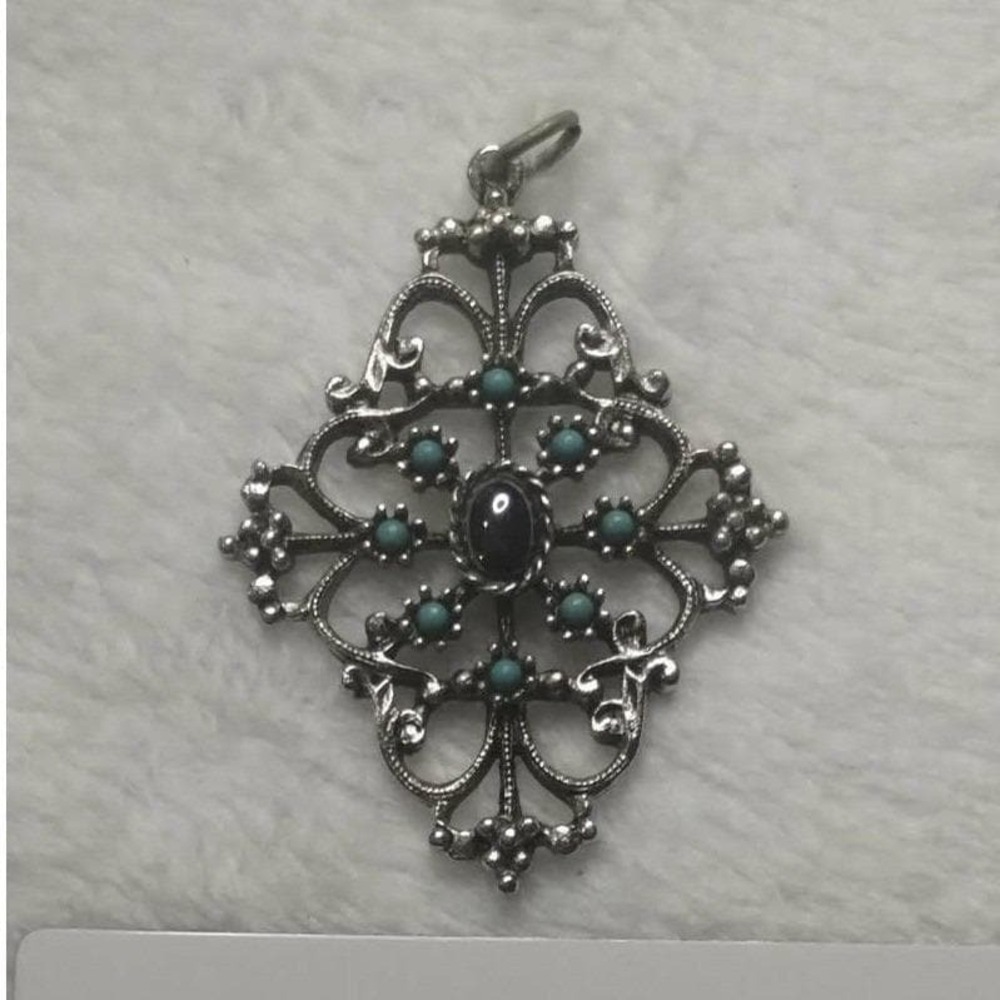 Avon Vintage Silver Tone Filigree Pendant Faux Black Onyx Turquoise Accent 2"